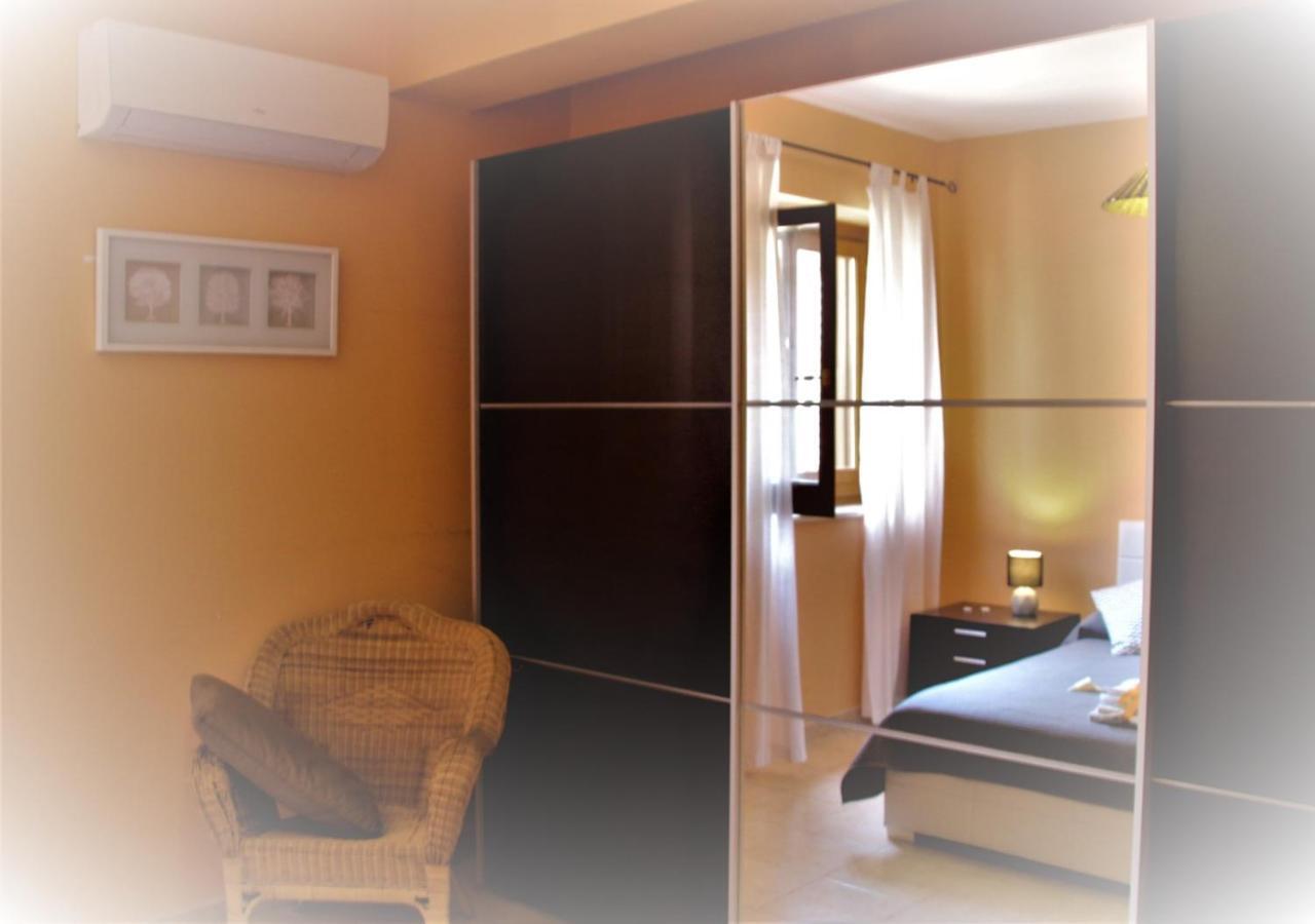 Poseidone Sea Apartment Taormina Mazzeo Exterior photo